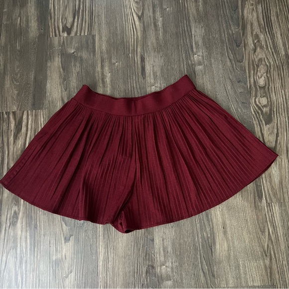 Zara Flared Burgundy Oxblood Shorts Skorts - Picture 2 of 11